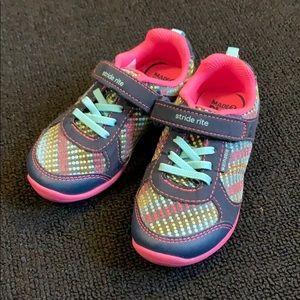 Stride Rite Made 2 Play Sneaker